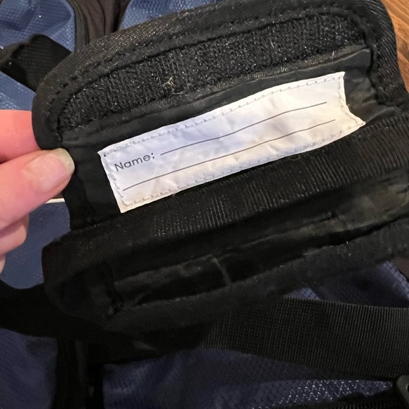 Reebok Blue and Black Men's Large Duffle Bag, GUC, multiple compartments - Picture 9 of 14